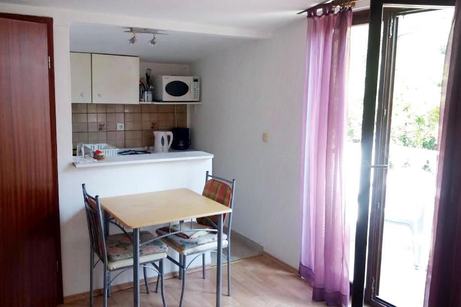 Apartments And Rooms By The Sea Dramalj, Crikvenica - 5519 ภายนอก รูปภาพ